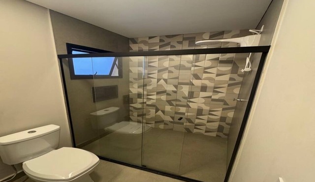 Modern & Complete Studio: Comfort and Convenience (New!) in Guarulhos