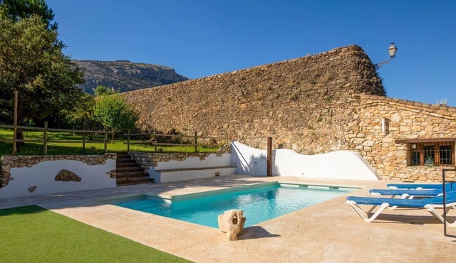 Molino Higueral Villanueva del Trabuco by Ruralidays