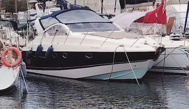 Motoryacht in Aguadulce