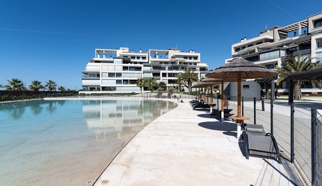 New Apartment With Sea Views