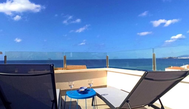 New built corner villa in Isla Plana by the sea