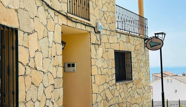 Newly Built Casa Spa 2026: Heated Pools & Sierra de Gredos Views in Pedro Bernardo