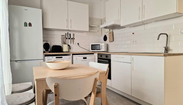 Nice 2-bedroom apartment in downtown Seville Dionisio