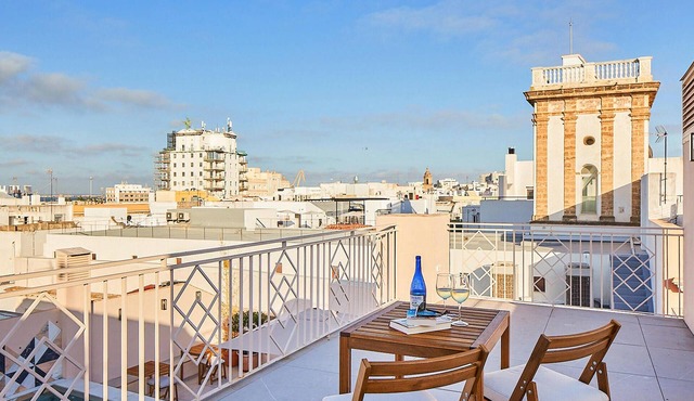 Nice apartment in Cádiz with WiFi