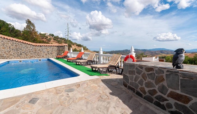 Nice home in Antequera