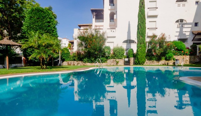 One bedroom. pool, WIFI