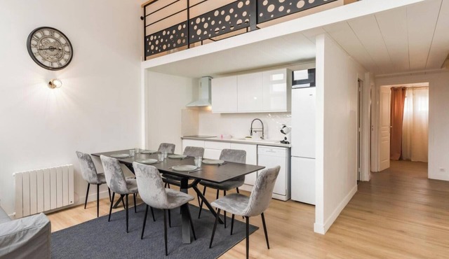 Paimpol: Spacious Duplex, Parking & Proximity Pla in Paimpol