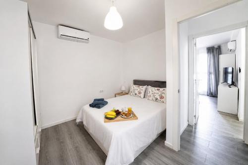 Pedregalejo Home: Near Beach, AC and Workspace