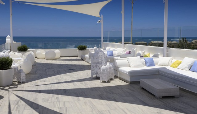 Playa De La Luz Hotel