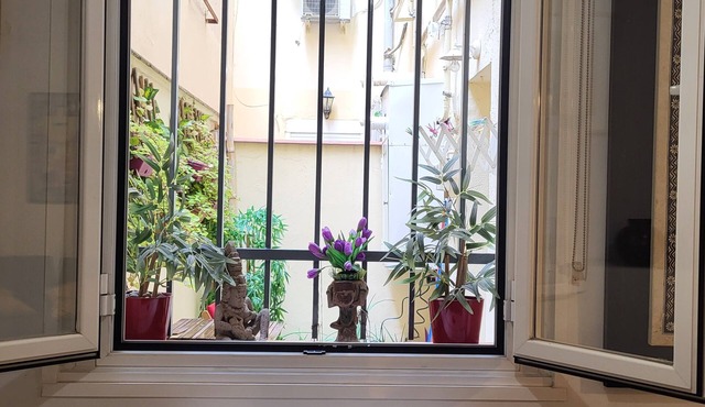 Plaza de España and Gran Vía - Apartment with patio - Up to 4 people