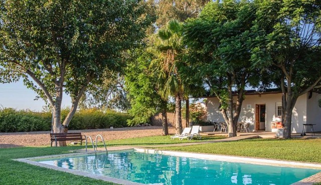 Preciosa y confortable casa de campo con piscina y chimenea