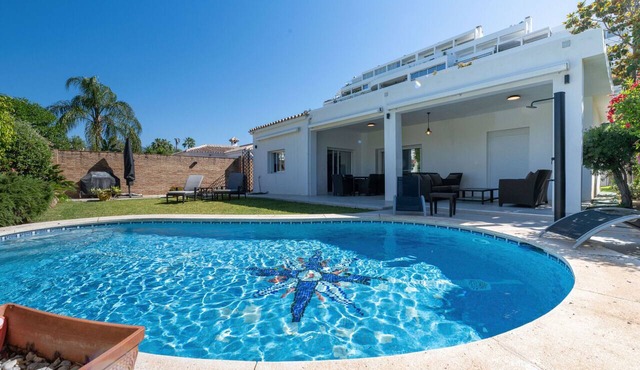 Private Pool Villa in Guadalmina Alta, Marbella