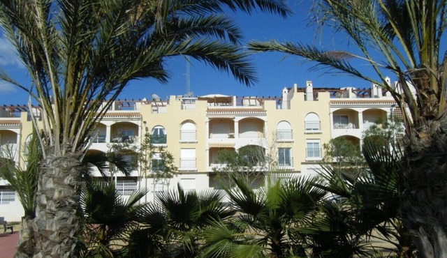 Puerto de Mazarron holiday apartment.