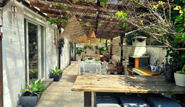 Quiet house directly on El Palmar beach - private path to the sea