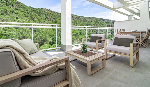 RI.B3- Spacious holiday home in Benahavis