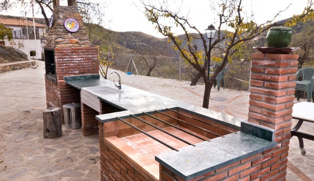 romantic house for 2 or 4 people with jacuzzi