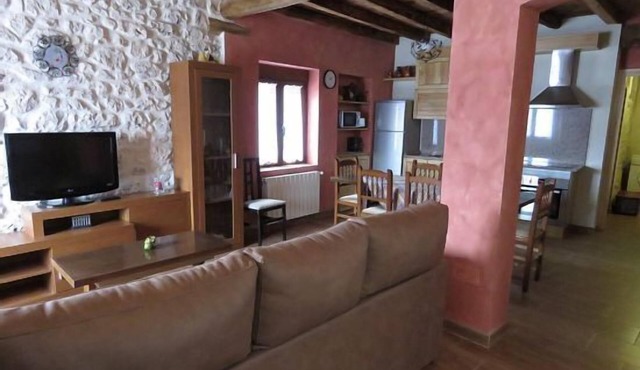 Rural house (full rental) El Amanecer de Sara for 8 people in Cuevas de Provanco