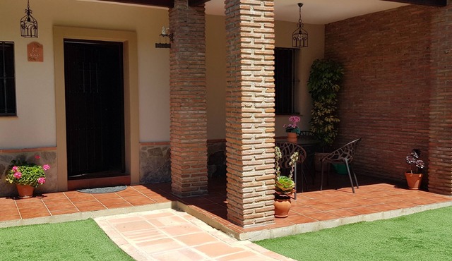 Rural house (full rental) Casitas Cueva del Gato for 6 people