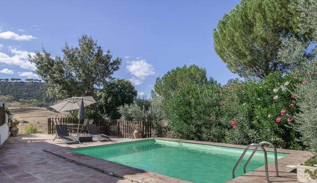 Rural House 'Las Mimosas Ronda' with Mountain Views, Wi-Fi, and Air Conditioning