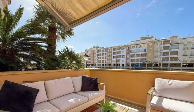 Seaside Apartment Terrace & Pool SEA01