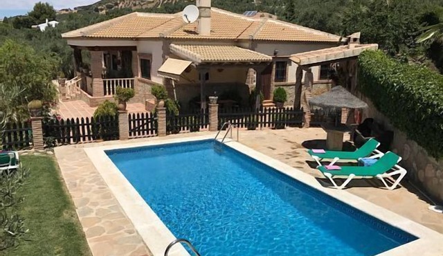 Self catering Villa Antisa for 7 people
