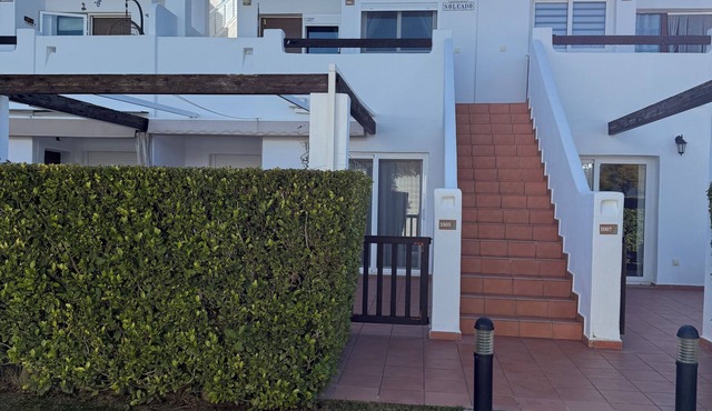 Serene & peaceful 2-bedroom apartment with AC in Alhama de Murcia