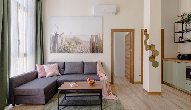 Simone Apartments