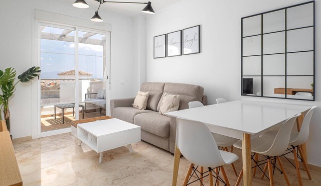 Small Oasis 2375 Sea View