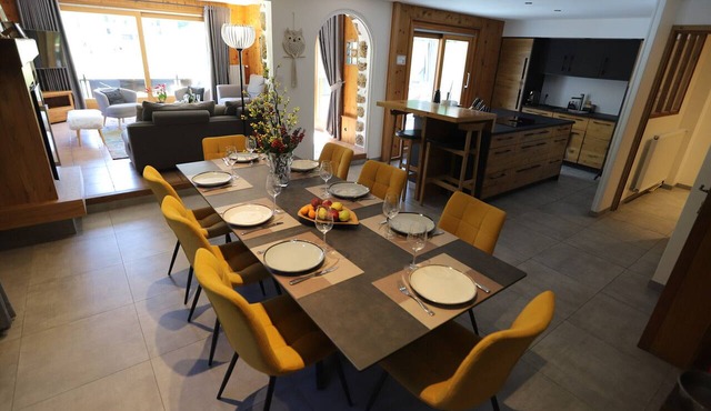 South-facing chalet - 10 guests in Valloire