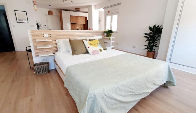 Spacious Loft, Parking Free M