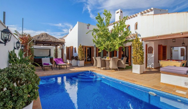SPECIAL-OFFER LuxuriousVilla, Baños y Mendigo, Spain-Perfect for Families&Groups in Baños y Mendigo