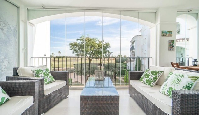 Spectacular and stylish 2 bed apartment - AA1711LT