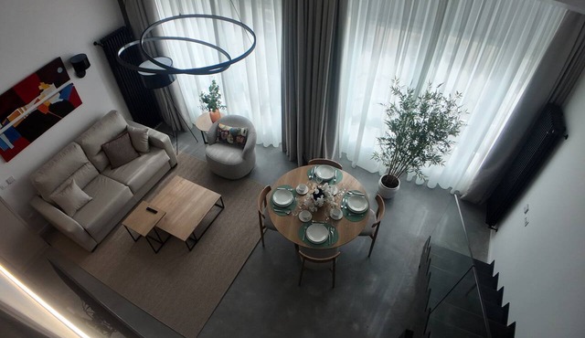 Spectacular Duplex Penthouse Within the City Walls