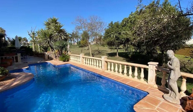 Stunning Villa with Private Heated Pool & Terrace JAC3