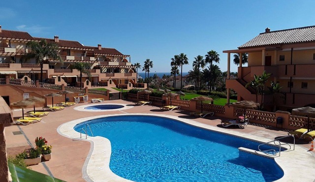 Sunny Apartment Urb Polarsol, Fuengirola, Mijas by H&H