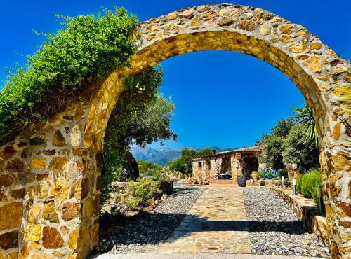 Super cosy house with private pool and amazing view