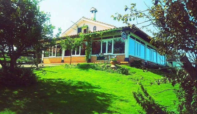 Surf House Gerra