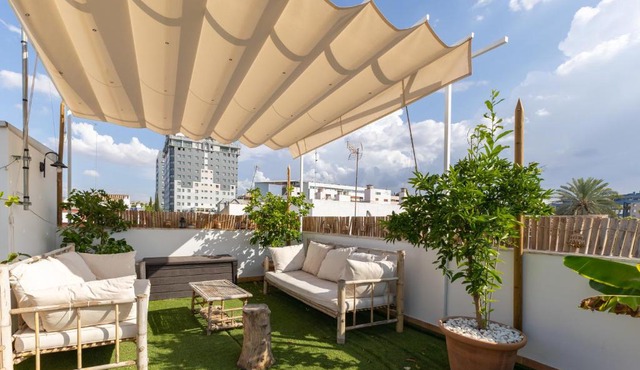 Tentudia Apartments with Private Roof-Top or Patio and Free underground Parking via Car Lift -small Medium- Car By OCityzen