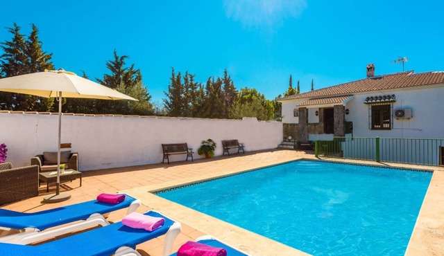 THE VALLEYS OF ANA: relax and comfort in the middle of nature.