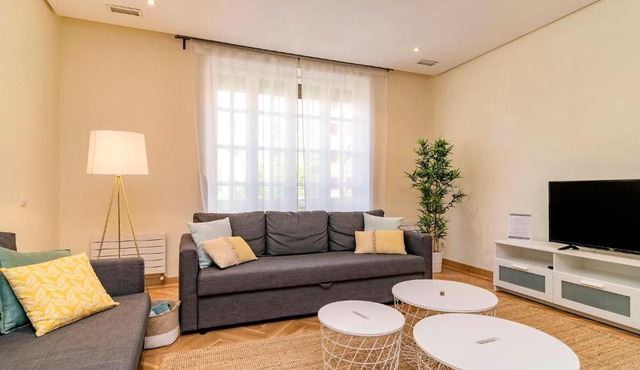 Velazquez Suites