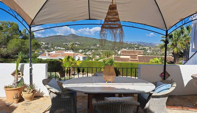 Villa Bibi with Spectacular Sunset and Views in Javea