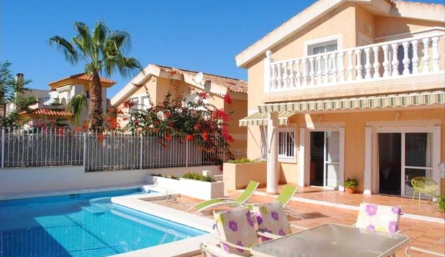 Villa CON Piscina Y Jacuzzi Independientes, Wifi, BBQ Y Vistas AL MAR