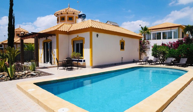 Villa 'Ensueno with Private Pool' with Private Pool, Wi-Fi and Air Conditioning