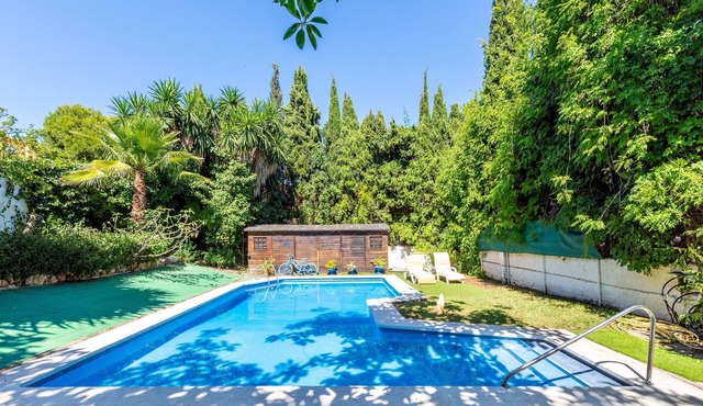 Villa "La Bicicleta Azul" with Pool and Wi-Fi