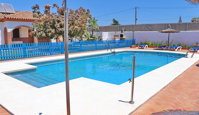 Villa La Florida, community pool
