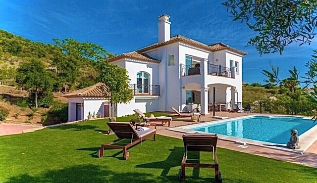 Villa Latina Golf en privilegiada área