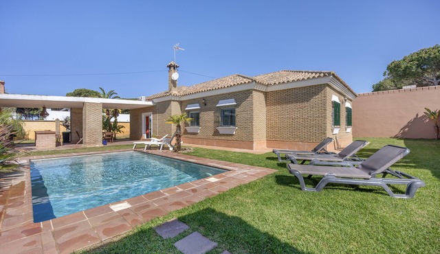 Villa 'Olivos 1C' with Private Pool, Wi-Fi and Air Conditioning