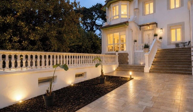 VILLA SUCA Exclusive villa in the best area of El Sardinero.