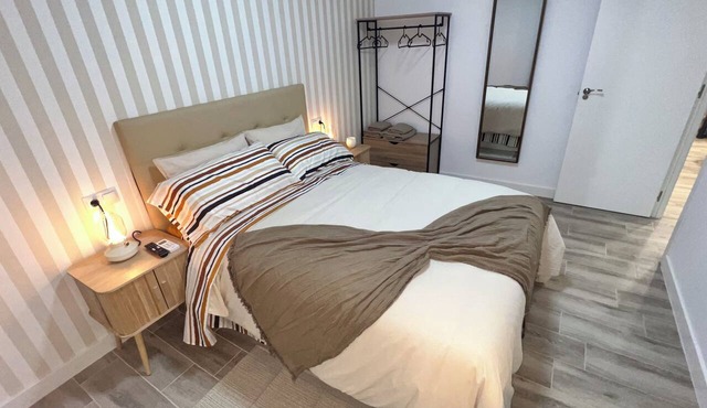 Villamadrid Home 2, ideal for families, 2 vacation apartments, 7 min. from the metro.