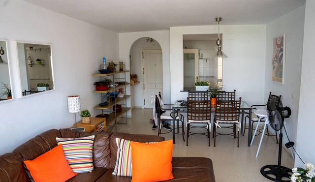 Walk to Beach Marina & Restaurants – Authentic Spanish Town Apartment